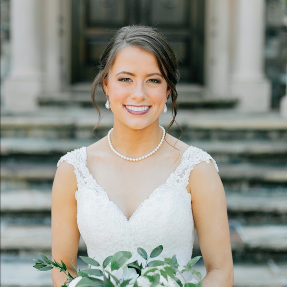 Meet your Posher, Amber - Picture 1 of 1